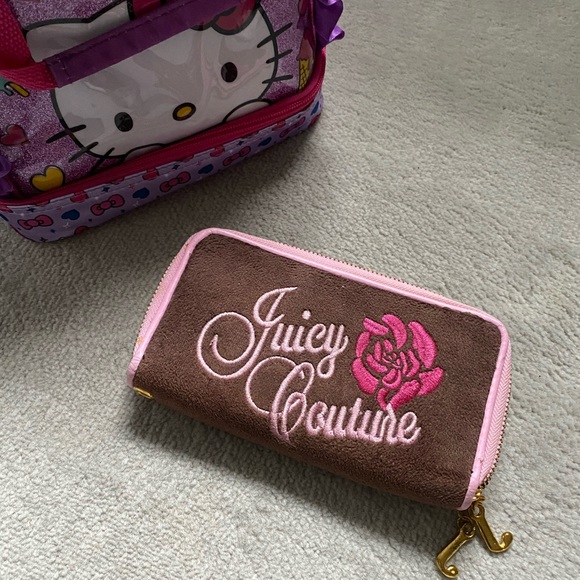 🍒SOLD❕90s JUICY COUTURE VELOUR WALLET